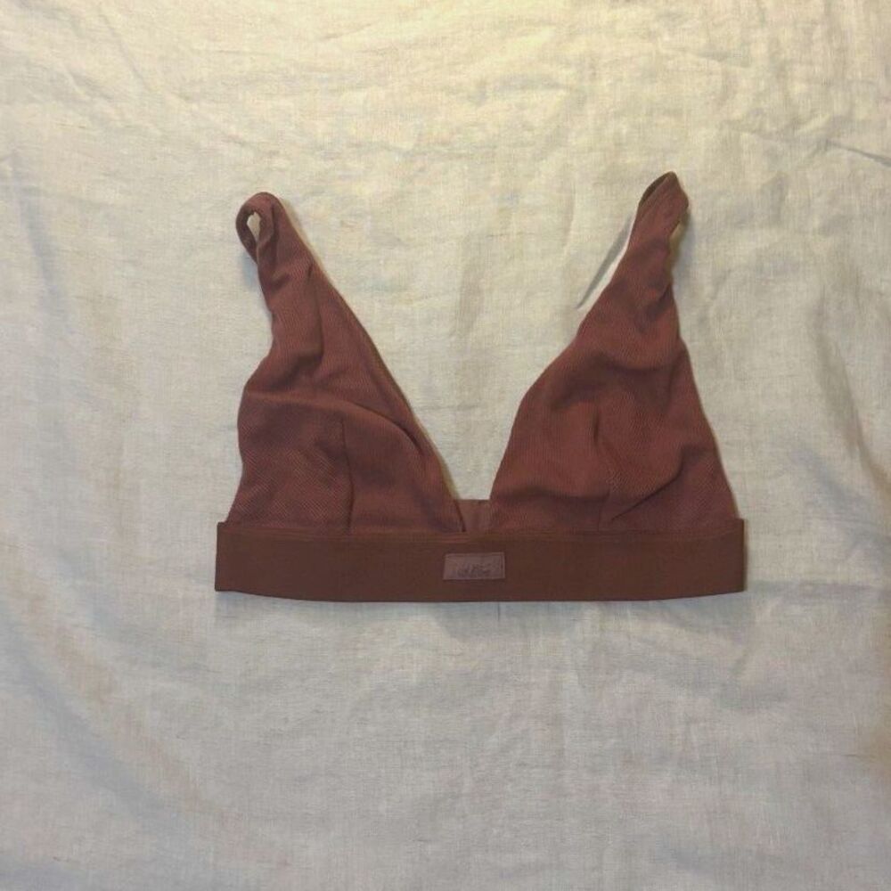 SKIMS Plunge Braletter Size L
